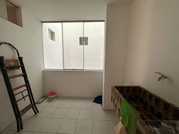 En Venta Amplio E Iluminado Departamento En Residencial Las Mercedes, Paucarpata parte baja