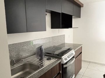 DEPARTAMENTO EN TRES LAGOS, GUADALAJARA, EXCELENTES AMENIDADES