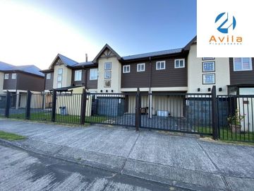 PUCÓN casa de 3 dormitorios 3 baños Condominio Peumayen 1 COD.ACP0152