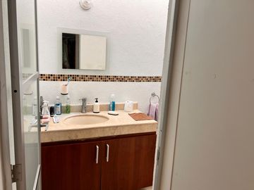 CASA EN VENTA EN REAL DE JURIQUILLA
