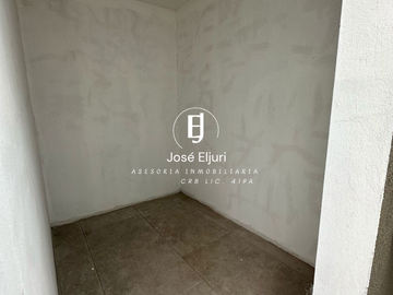 CASA POR ESTRENAR DE 4 DORMITORIOS 5 BAÑOS Y AMPLIA ÁREA VERDE EN RIO AMARILLO, SECTOR CALLE LADRILLEROS