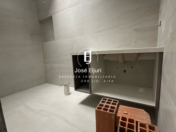 CASA POR ESTRENAR DE 4 DORMITORIOS 5 BAÑOS Y AMPLIA ÁREA VERDE EN RIO AMARILLO, SECTOR CALLE LADRILLEROS