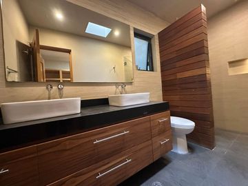 EXCLUSIVO PROYECTO DEL. ARQ. CISNEROS, EN FRACCIONAMIETO PRIVADO
