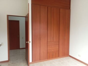 SE VENDE CASA EN PRADOS DE ALFAGUARA, JAMUNDI, VALLE DEL CAUCA