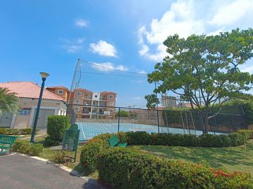 Venta de casa en Marina D'or Park,  Vía a Samborondón-Salitre