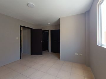 Venta de casa en Marina D'or Park,  Vía a Samborondón-Salitre
