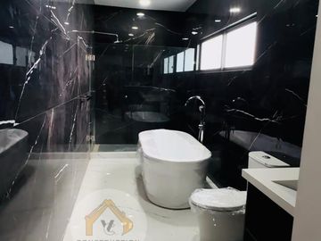 CASA EN VENTA LOMAS DE COCOYOC