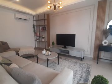 UNIT TERBATAS !!! TOWNHOUSE BERGAYA AMERICAN CLASSIC @ SETRADUTA BANDUNG FULLFURNISH