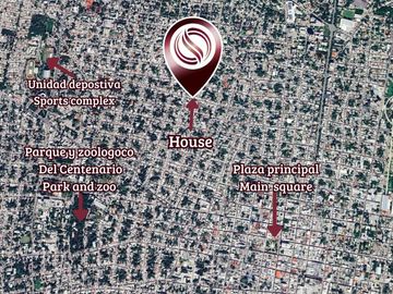 Casa con alberca privada, amueblada, sala de doble altura, venta Centro de Mérida