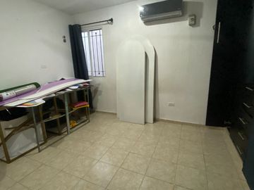 Casa en venta en Fracc. Almendros en Ciudad Caucel, Mérida, Yucatán