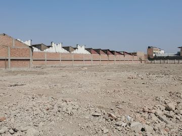 EN VENTA TERRENO DE 12632 M2 EN AV ARGENTINA INDUSTRIA LIVIANA