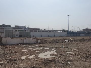 EN VENTA TERRENO DE 12632 M2 EN AV ARGENTINA INDUSTRIA LIVIANA