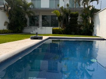 HERMOSA CASA EN VENTA