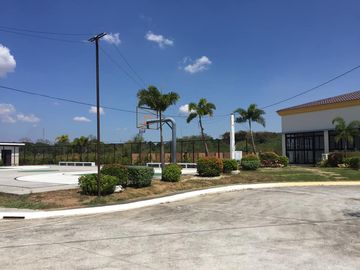Single Attached House & Lot For In Las Brisas At Tierra Del Sol Tanza Cavite