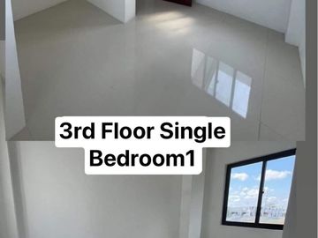 Three Storey TownHouses For Sale In The Villas at Highlands Dasmarinas Cavite