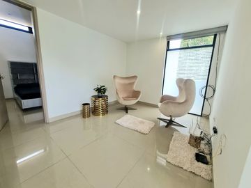Vendo Casa campestre al sur de Cali, pance, via la viga - con acabados de Lujo.