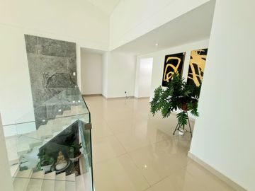 Vendo Casa campestre al sur de Cali, pance, via la viga - con acabados de Lujo.