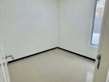 Rumah Serpong, READY SIAP HUNI, PINGGIR JL RAYA PUSPITEK, Tangsel Kota Tangerang Selatan Jual Dijual