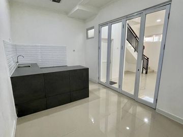 Rumah Serpong, READY SIAP HUNI, PINGGIR JL RAYA PUSPITEK, Tangsel Kota Tangerang Selatan Jual Dijual