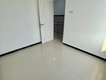 Rumah Serpong, READY SIAP HUNI, PINGGIR JL RAYA PUSPITEK, Tangsel Kota Tangerang Selatan Jual Dijual