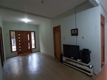 Rumah Siap Huni di Pamulang Dekat Kampus UNPAM 1, di Tangsel Kota Tangerang Selatan (AA) Jual Dijual