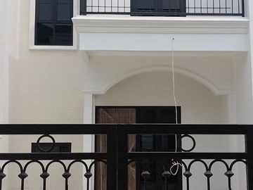 Rumah RTC Cibubur-Jatiranggon, Baru 2 LANTAI Mewah Harga Murah, Jatisampurna Kota Bekasi Jual Dijual