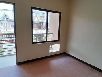 Towhouse For Sale Verdant Pamplona Las Pinas Lot84sqm