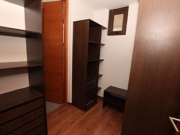 Se Vende Hermosa Casa En Av. Santa María, Chicureo