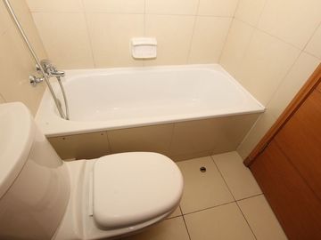 Se Vende Hermosa Casa En Av. Santa María, Chicureo