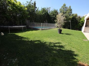 Se Vende Hermosa Casa En Av. Santa María, Chicureo