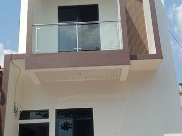 Rumah Townhouse Mekarsari Cimanggis MPS, Baru 2 LANTAI, Mewah Harga Murah di Kota Depok, Jual Dijual