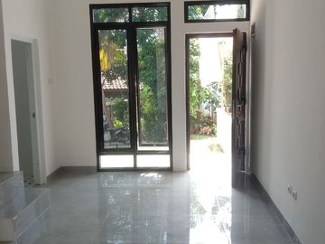 Rumah Townhouse Mekarsari Cimanggis MPS, Baru 2 LANTAI, Mewah Harga Murah di Kota Depok, Jual Dijual