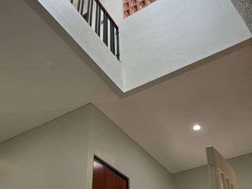 Rumah Vio. Pondok Petir, Baru 2 LANTAI Mewah Harga Murah, Bojongsari Kota Depok-Pamulang Jual Dijual