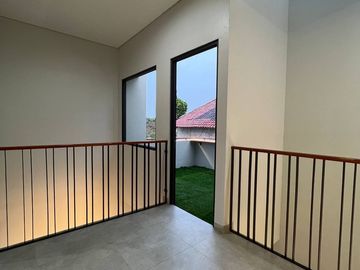 Rumah Vio. Pondok Petir, Baru 2 LANTAI Mewah Harga Murah, Bojongsari Kota Depok-Pamulang Jual Dijual