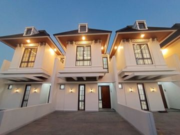 Rumah Mgn KODAU, SIAP HUNI 2 LANTAI Murah Mewah Townhouse Jatimekar Jatiasih Kota Bekasi Jual Dijual