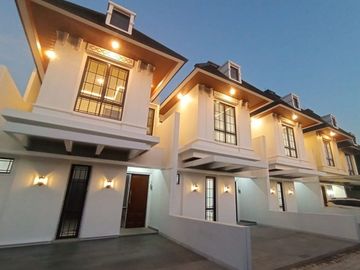 Rumah Mgn KODAU, SIAP HUNI 2 LANTAI Murah Mewah Townhouse Jatimekar Jatiasih Kota Bekasi Jual Dijual