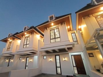 Rumah Mgn KODAU, SIAP HUNI 2 LANTAI Murah Mewah Townhouse Jatimekar Jatiasih Kota Bekasi Jual Dijual