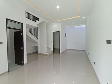 Rumah Mgn KODAU, SIAP HUNI 2 LANTAI Murah Mewah Townhouse Jatimekar Jatiasih Kota Bekasi Jual Dijual