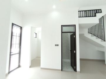 Rumah Mgn KODAU, SIAP HUNI 2 LANTAI Murah Mewah Townhouse Jatimekar Jatiasih Kota Bekasi Jual Dijual