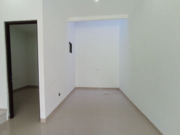 Rumah Mgn KODAU, SIAP HUNI 2 LANTAI Murah Mewah Townhouse Jatimekar Jatiasih Kota Bekasi Jual Dijual