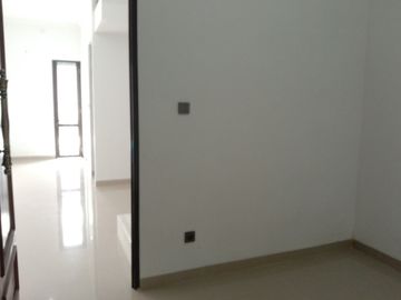Rumah Mgn KODAU, SIAP HUNI 2 LANTAI Murah Mewah Townhouse Jatimekar Jatiasih Kota Bekasi Jual Dijual
