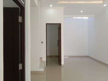 Rumah Mgn KODAU, SIAP HUNI 2 LANTAI Murah Mewah Townhouse Jatimekar Jatiasih Kota Bekasi Jual Dijual