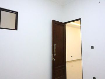 Rumah Mgn KODAU, SIAP HUNI 2 LANTAI Murah Mewah Townhouse Jatimekar Jatiasih Kota Bekasi Jual Dijual