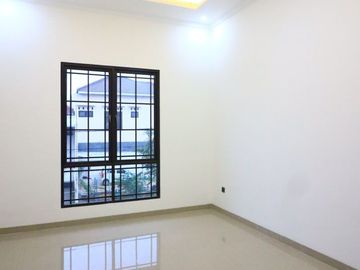 Rumah Mgn KODAU, SIAP HUNI 2 LANTAI Murah Mewah Townhouse Jatimekar Jatiasih Kota Bekasi Jual Dijual
