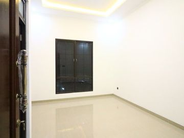 Rumah Mgn KODAU, SIAP HUNI 2 LANTAI Murah Mewah Townhouse Jatimekar Jatiasih Kota Bekasi Jual Dijual