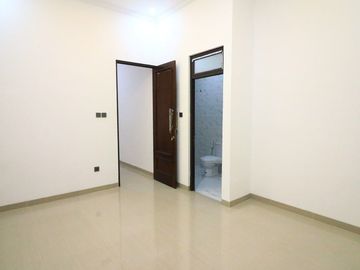 Rumah Mgn KODAU, SIAP HUNI 2 LANTAI Murah Mewah Townhouse Jatimekar Jatiasih Kota Bekasi Jual Dijual