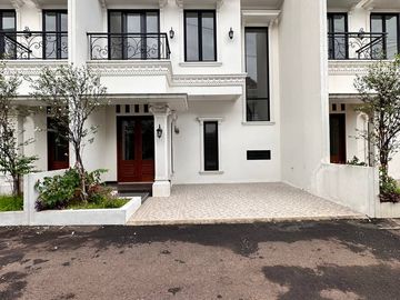 Dijual Rumah Ready 2 Lantai Posisi Hook Di Pondok Gede Bekasi Nego