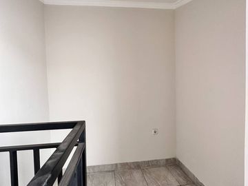 Dijual Rumah Ready 2 Lantai Posisi Hook Di Pondok Gede Bekasi Nego
