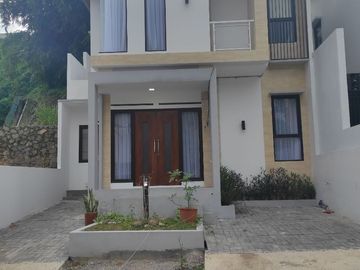 Rumah SIC Padasuka-Cimuncang, Baru Mewah Murah di Dekat Cicaheum + Cicadas, Kota Bandung Jual Dijual