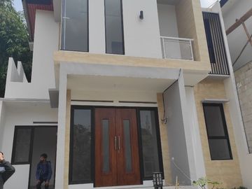 Rumah SIC Padasuka-Cimuncang, Baru Mewah Murah di Dekat Cicaheum + Cicadas, Kota Bandung Jual Dijual
